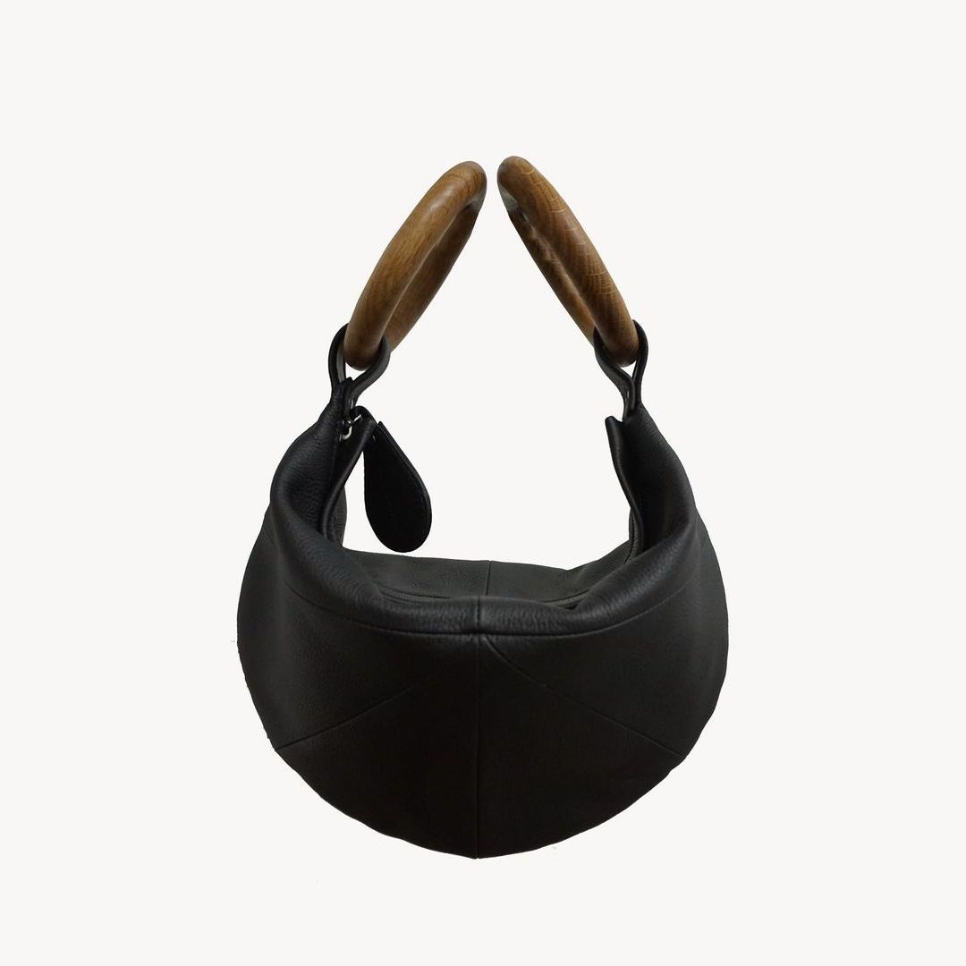 Black Owned Handbag Brands: Peju Obasa